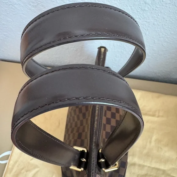 Louis Vuitton Verona MM - Picture 7 of 13